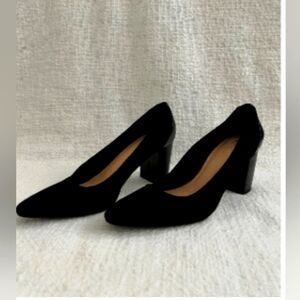 NWOB Catos Suede Comfort Heels